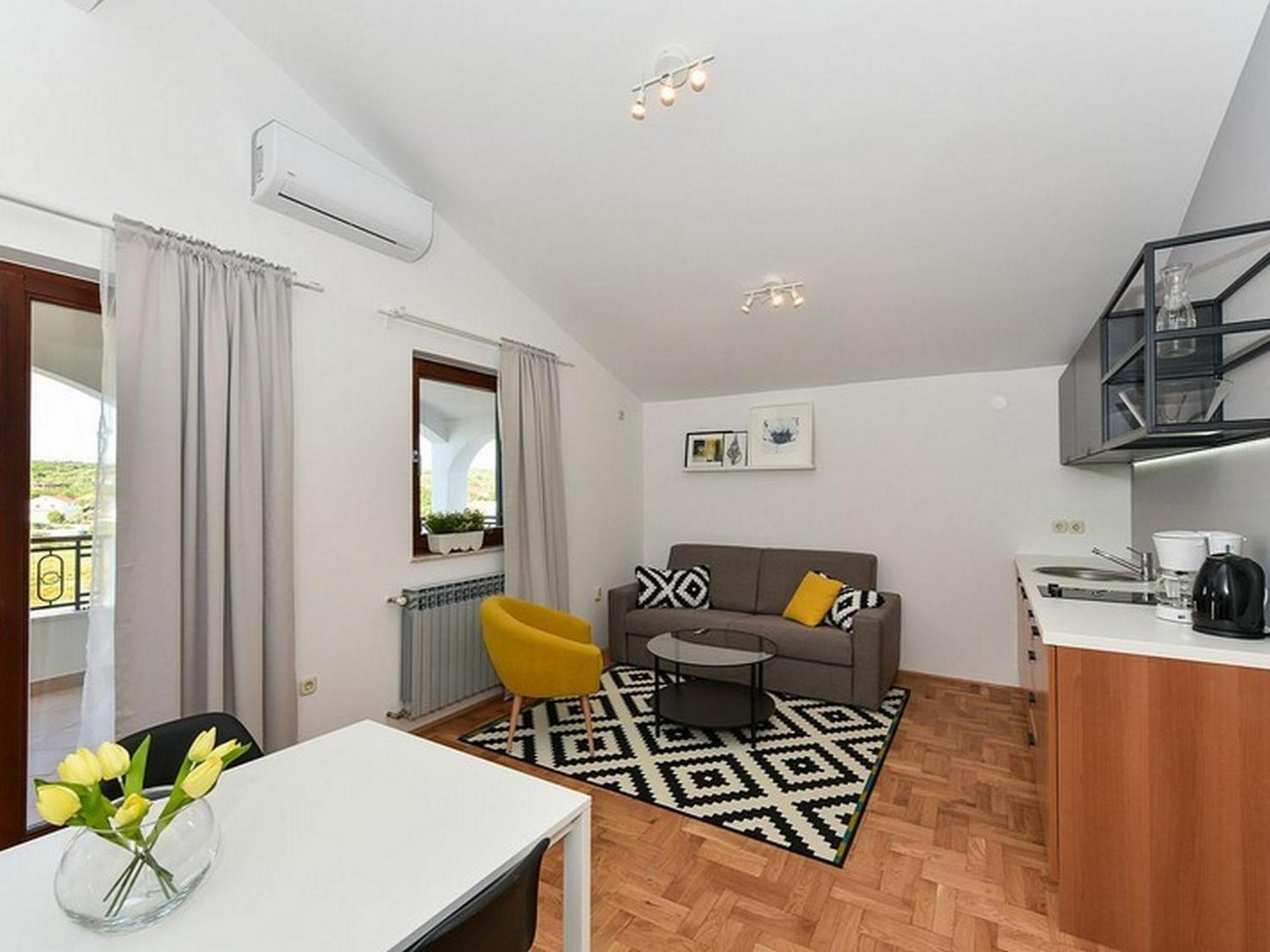 Mediterraneo Garden Apartments بيتريتْشاني الغرفة الصورة