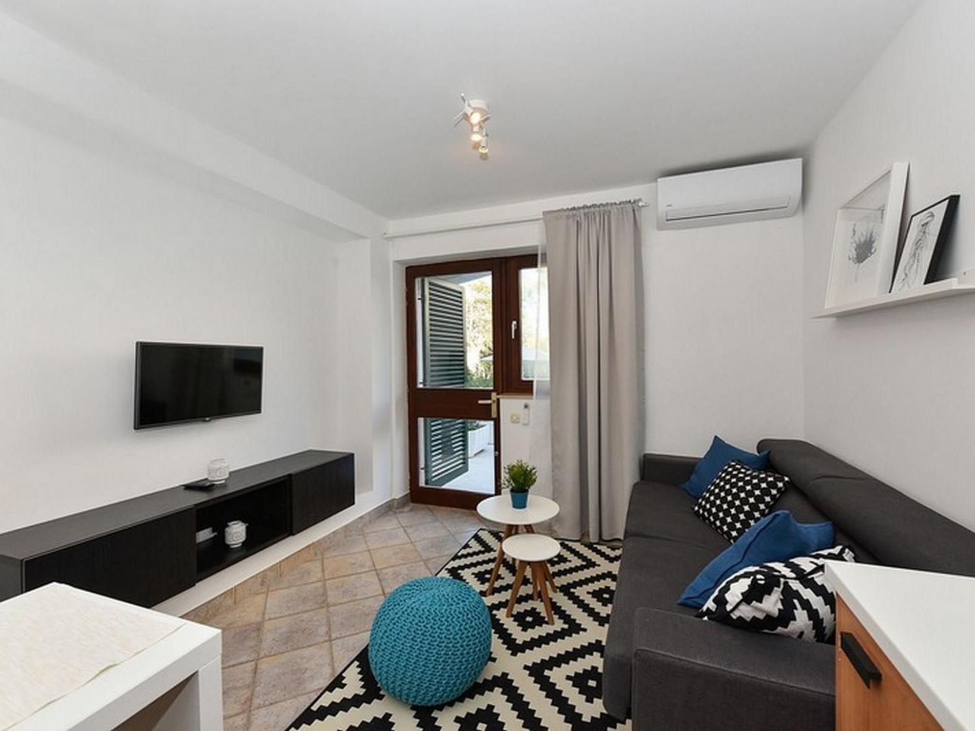 Mediterraneo Garden Apartments بيتريتْشاني الغرفة الصورة