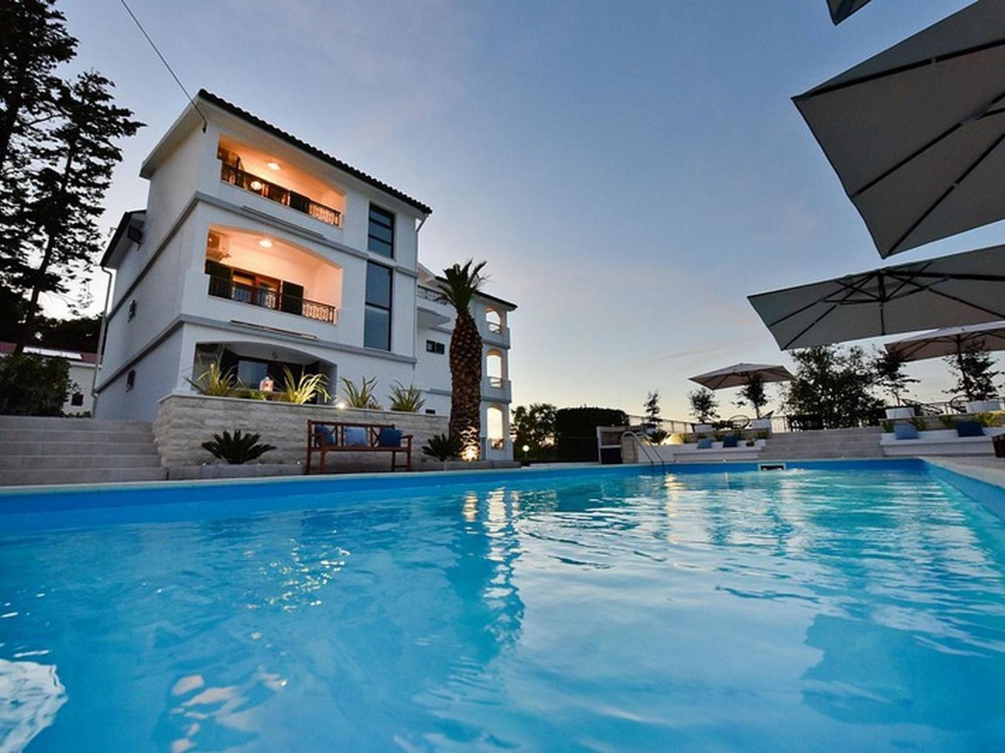 Mediterraneo Garden Apartments بيتريتْشاني الغرفة الصورة