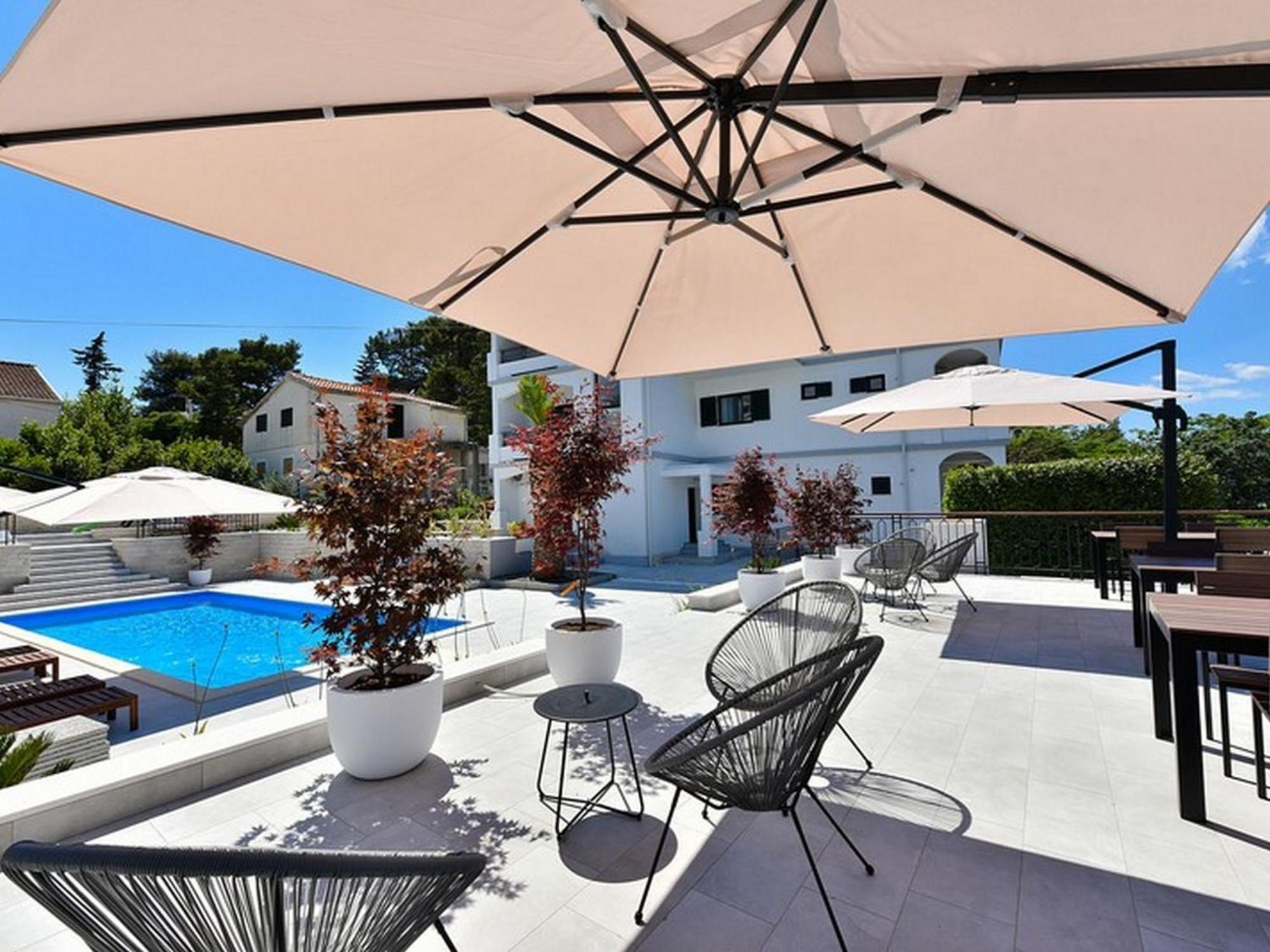 Mediterraneo Garden Apartments بيتريتْشاني الغرفة الصورة