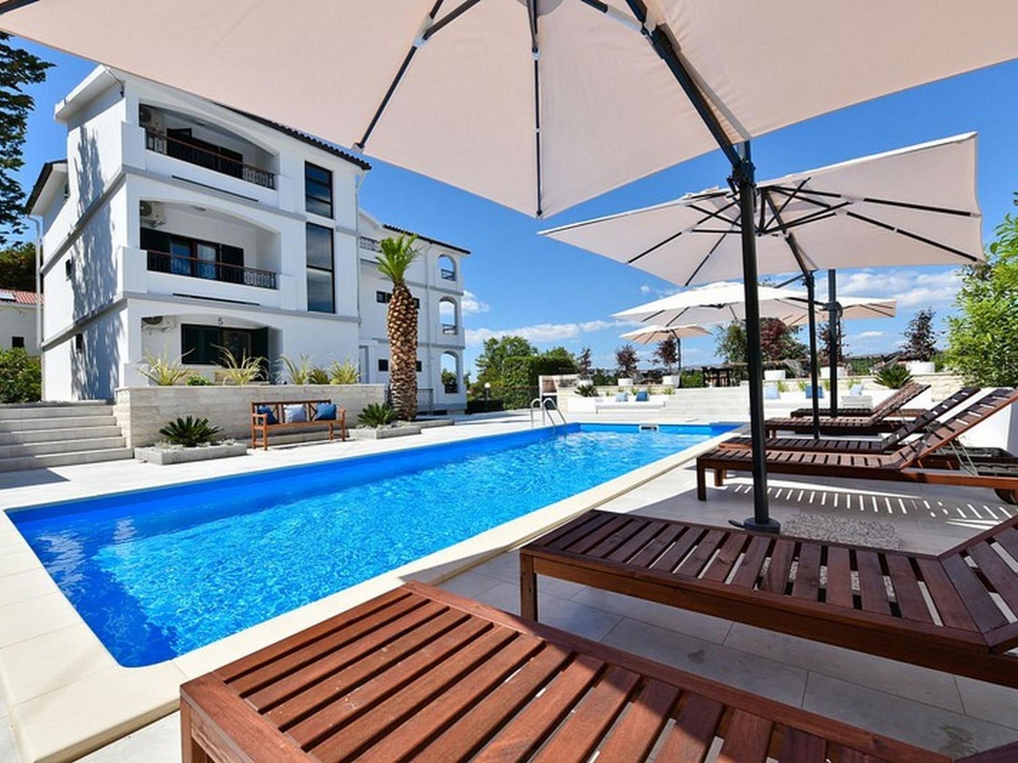 Mediterraneo Garden Apartments بيتريتْشاني الغرفة الصورة