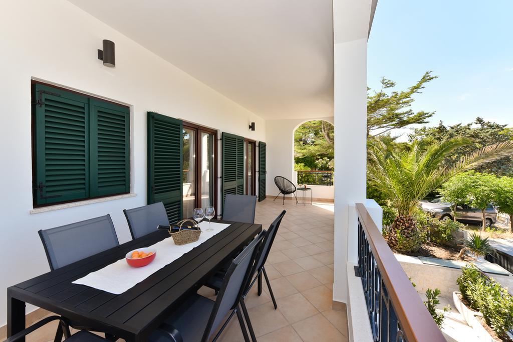 Mediterraneo Garden Apartments بيتريتْشاني المظهر الخارجي الصورة