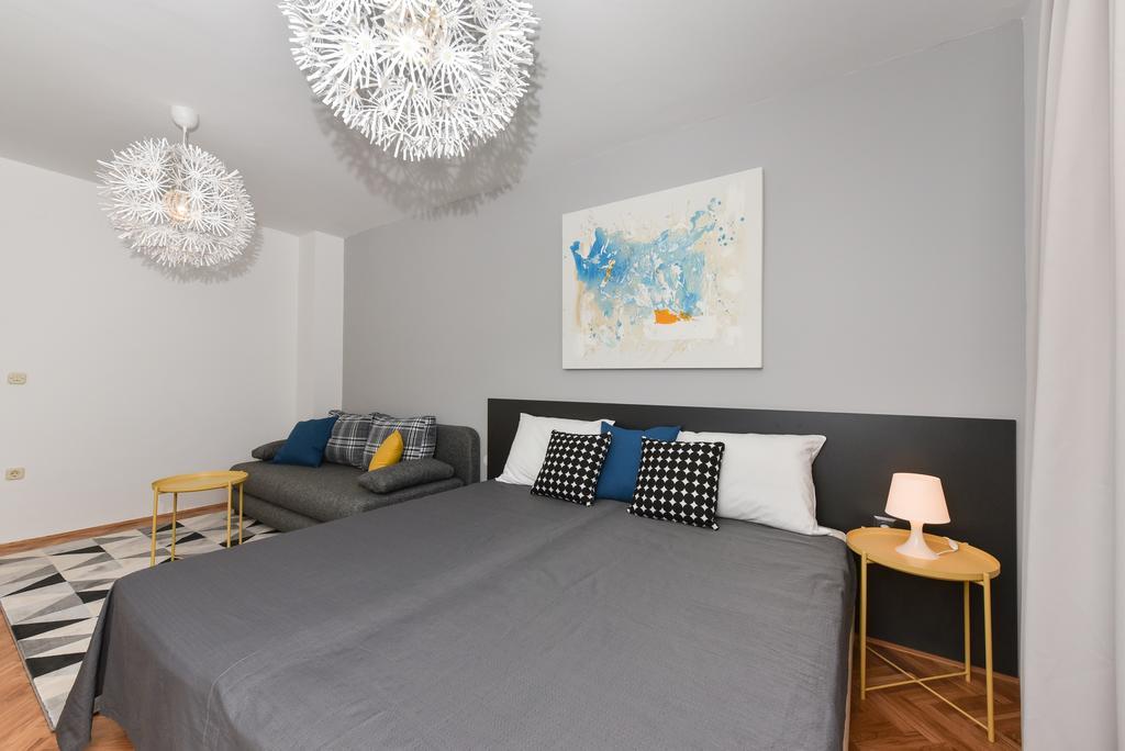 Mediterraneo Garden Apartments بيتريتْشاني المظهر الخارجي الصورة