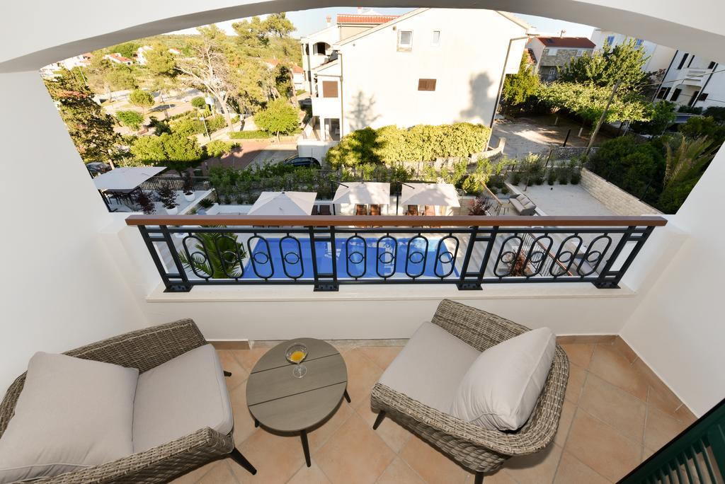 Mediterraneo Garden Apartments بيتريتْشاني المظهر الخارجي الصورة