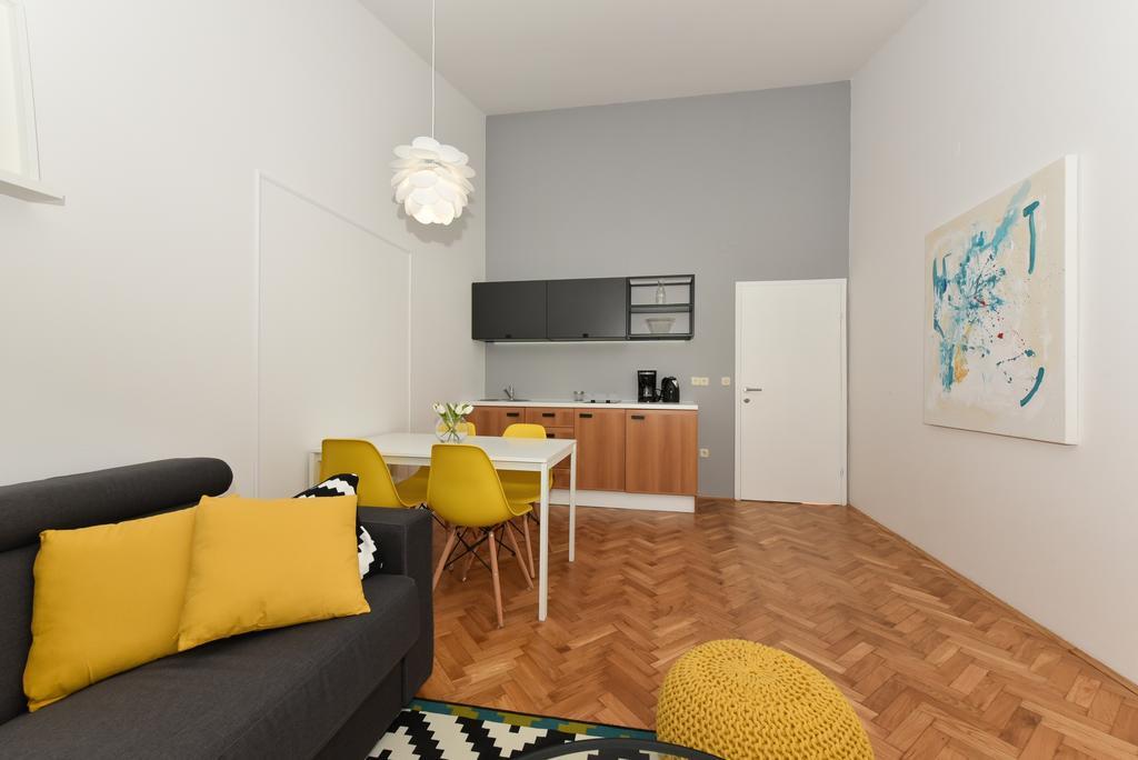 Mediterraneo Garden Apartments بيتريتْشاني المظهر الخارجي الصورة