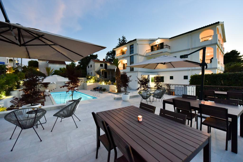 Mediterraneo Garden Apartments بيتريتْشاني المظهر الخارجي الصورة